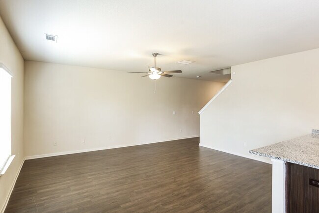Building Photo - 3343 Clawing Hawk Wy