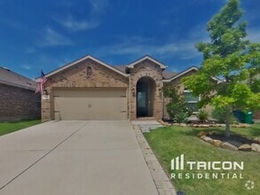 Building Photo - 1025 N Churchill Dr