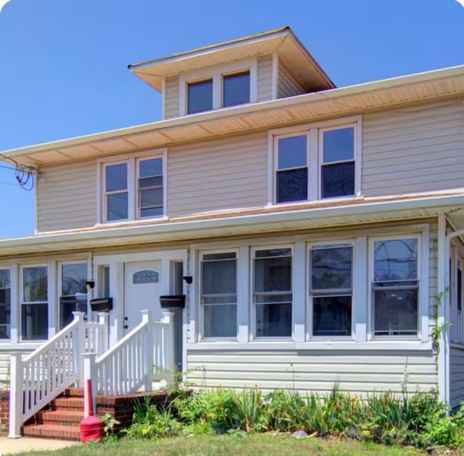 Photo - 14 Roosevelt Ave House