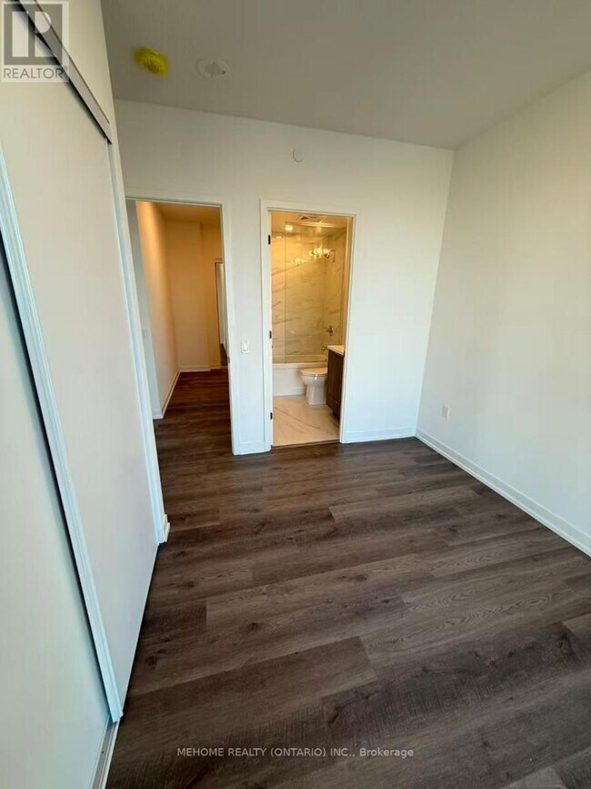 Building Photo - 8 Interchange Wy