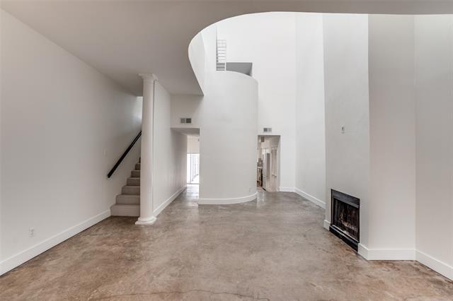 Building Photo - 4135 Buena Vista St