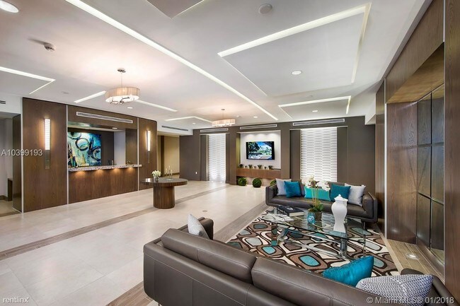 Foto del edificio - 2700 SW 27th Ave