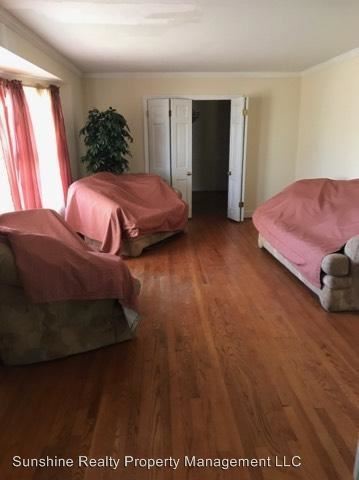 Foto del edificio - 3 br, 2 bath House - 725 E. Main St