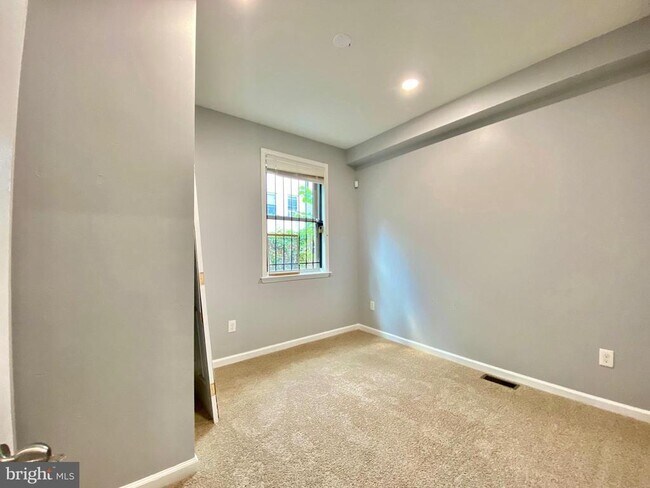 Foto del edificio - 2134 N Carlisle St