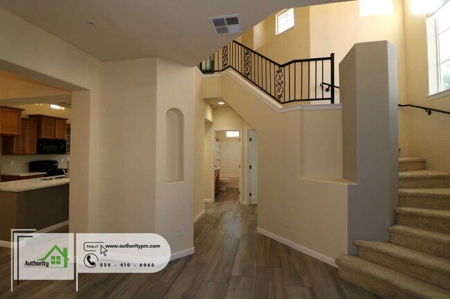 Building Photo - 1965 Salzburg trail, Gated Community. Sola...