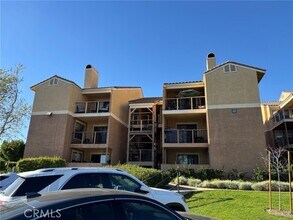 Building Photo - 10655 Lemon Ave