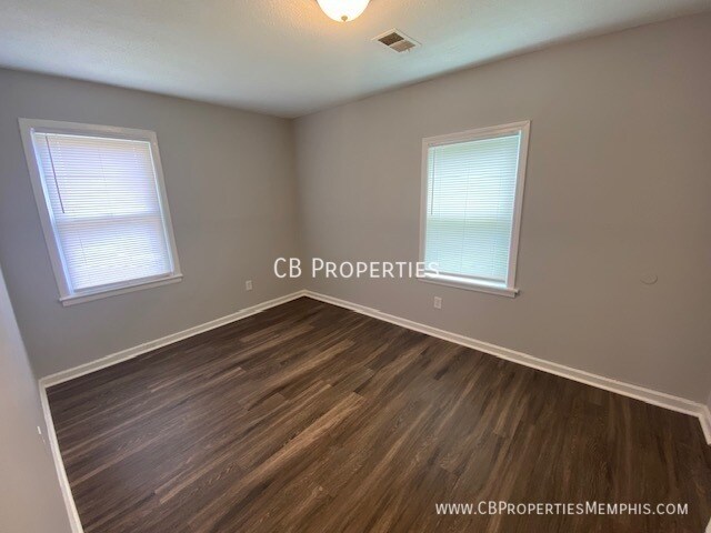 Building Photo - 3177 Millwood Rd
