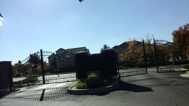Foto del edificio - 3 br, 2.5 bath House - 173 Talmont Circle