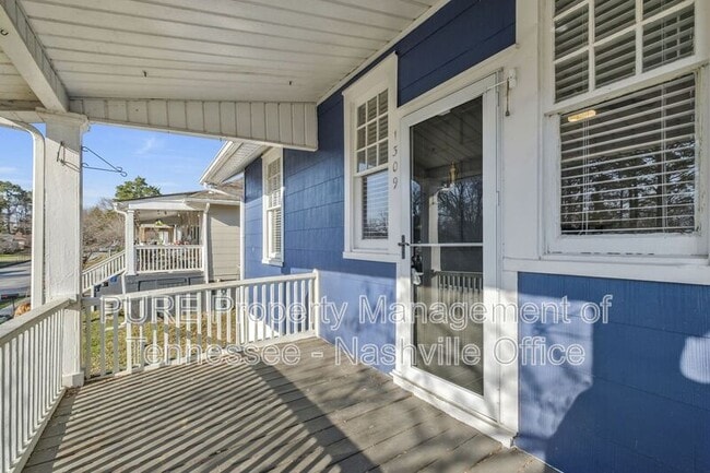 Building Photo - 1309 Jones St