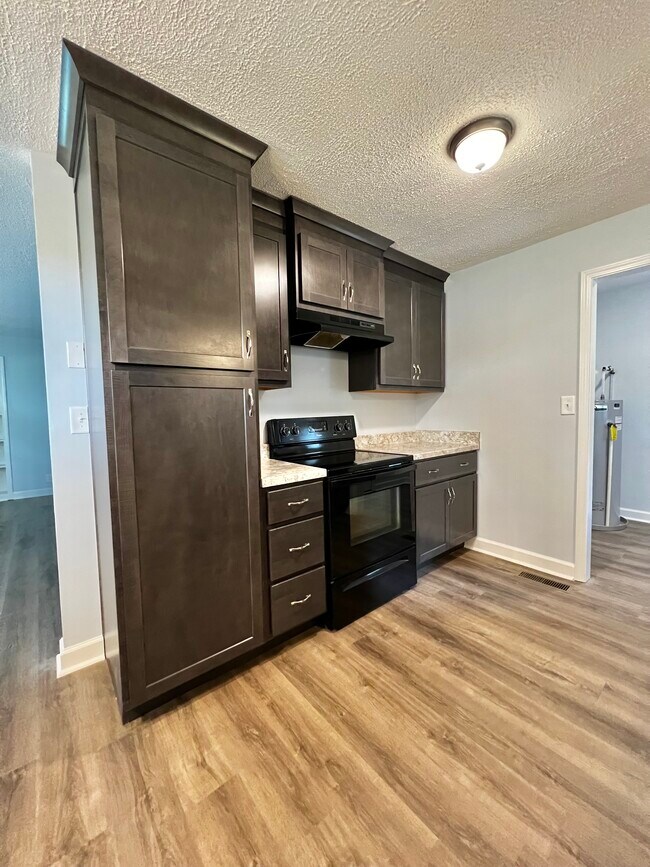 Building Photo - 206 Orleans Dr