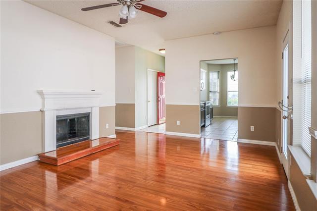 Foto del edificio - 4400 Park Creek Ct