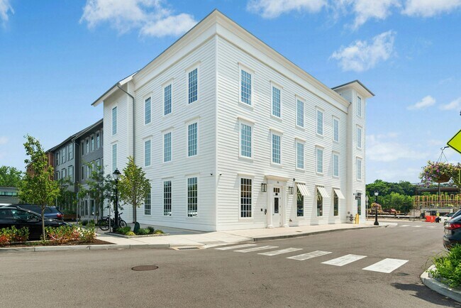 Foto del edificio - 15 Corbin Dr