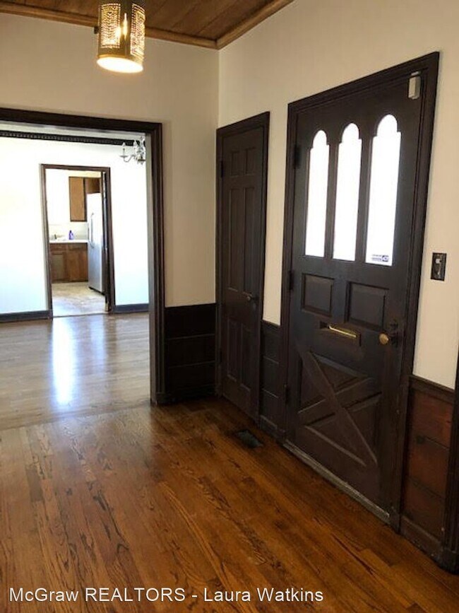 Building Photo - 3 br, 2 bath House - 2144 E. 31st St.