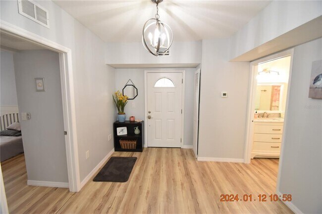 Foto del edificio - 1254 Grove St