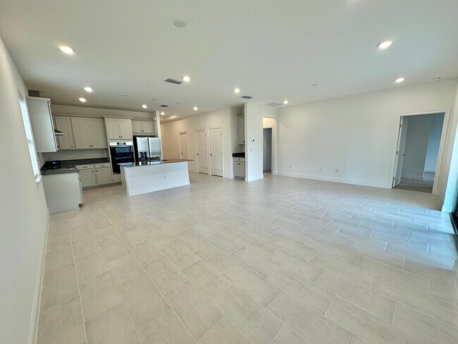 Foto del edificio - 4874 Shady Pnes Dr