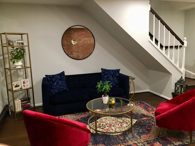 Stairs lead upstairs to bedroom, bathroom, and closet - 1000 Fell St