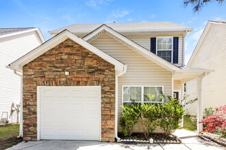 Building Photo - 7752 Newbury Dr