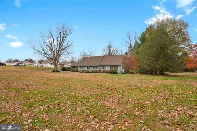 Foto del edificio - 3839 Blenheim Rd