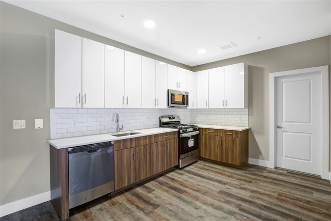 Foto del edificio - 545 39th St