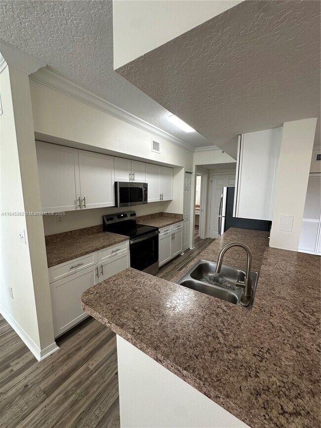 Foto del edificio - 11730 SW 2nd St