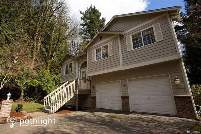 Foto del edificio - 245 Tremont Place, Port Orchard, WA, 98366