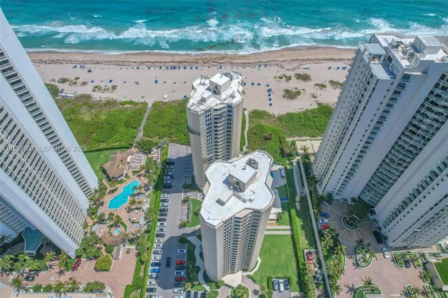 Building Photo - 2800 N Ocean Dr