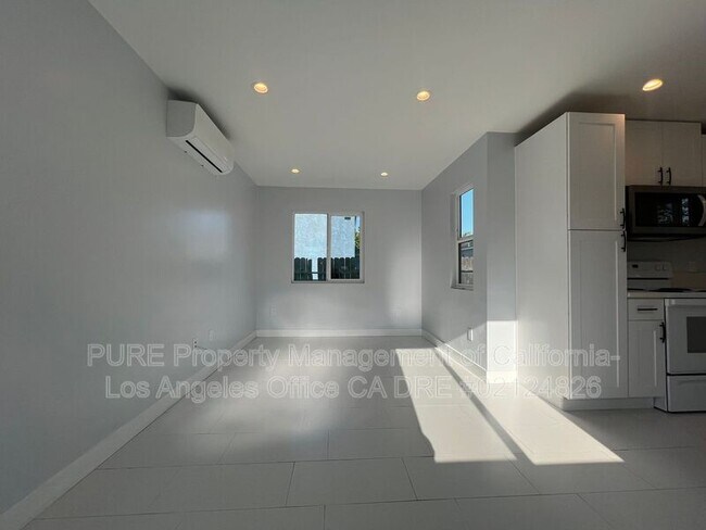 Foto del edificio - 2821 Knode St