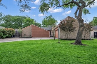 Building Photo - 8206 Debbie Gay Dr