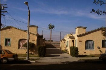 Primary Photo - 8685-8687 Chestnut Ave