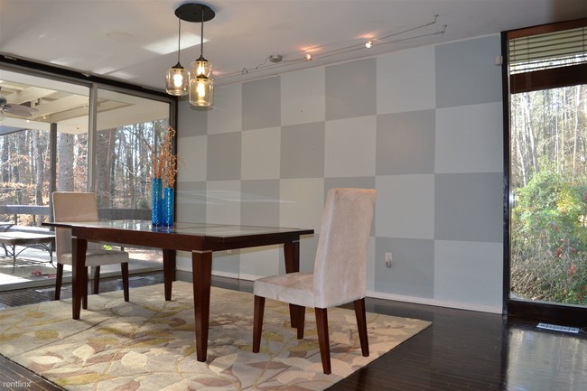 Building Photo - 5 br, 2.5 bath House - 505 Morgan Creek Road