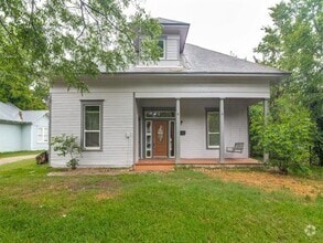 Building Photo - 500 N Virginia St