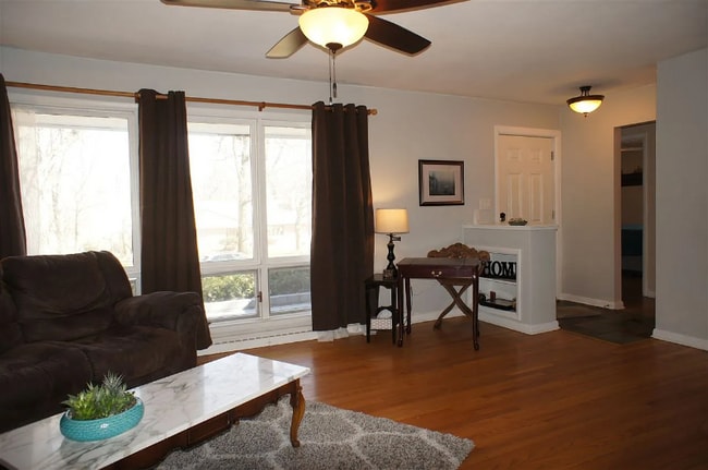 Building Photo - 2515 Mandrake Dr