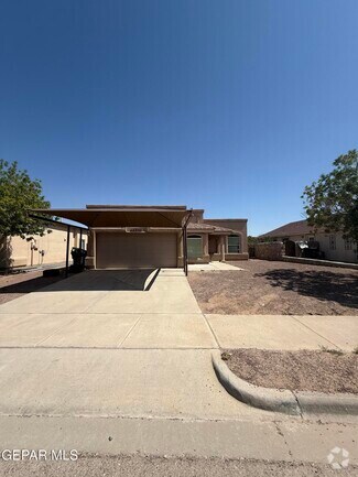 Building Photo - 14345 Desert Sage Dr