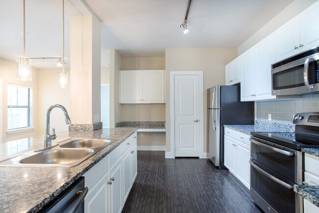 Foto del edificio - Estates at Bee Cave