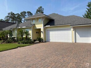 Building Photo - 409 Pescado Dr