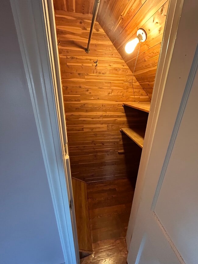 Building Photo - 1210 Fairview Ave