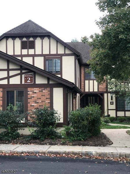 Foto principal - 2D Avon Ct