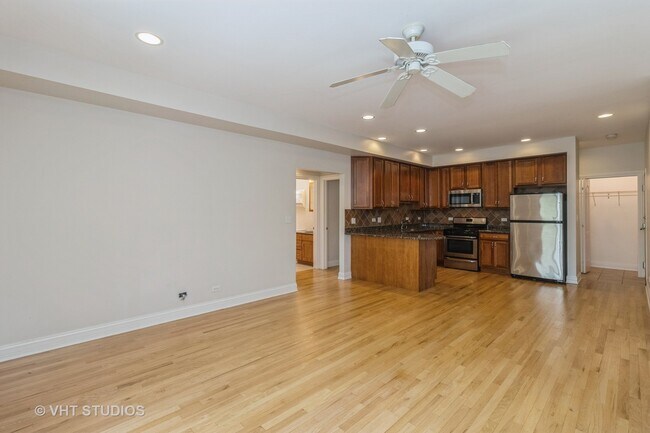 Foto del edificio - 6400 W Raven St
