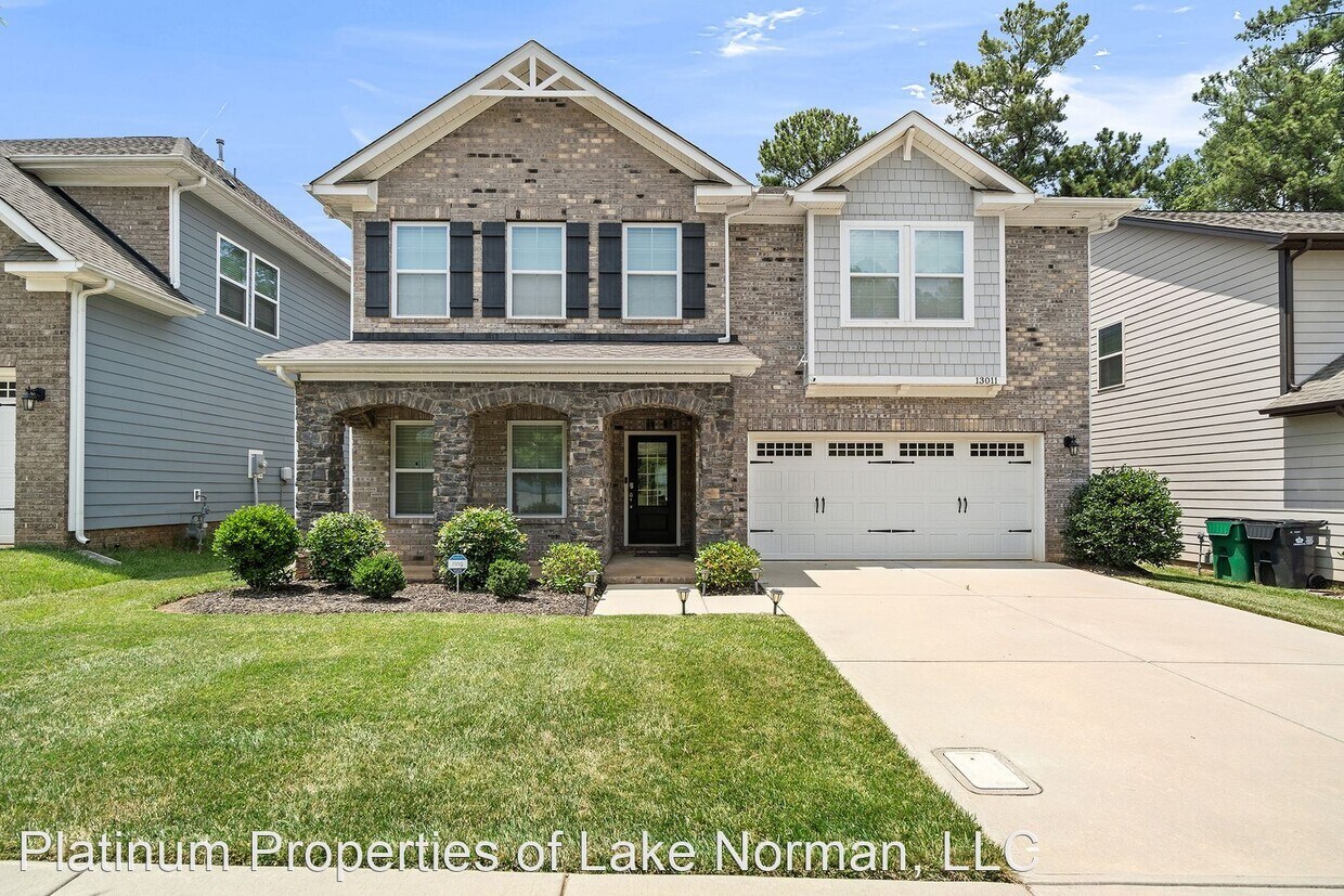 Primary Photo - 5 br, 4 bath House - 13011 Oakhaven Glen