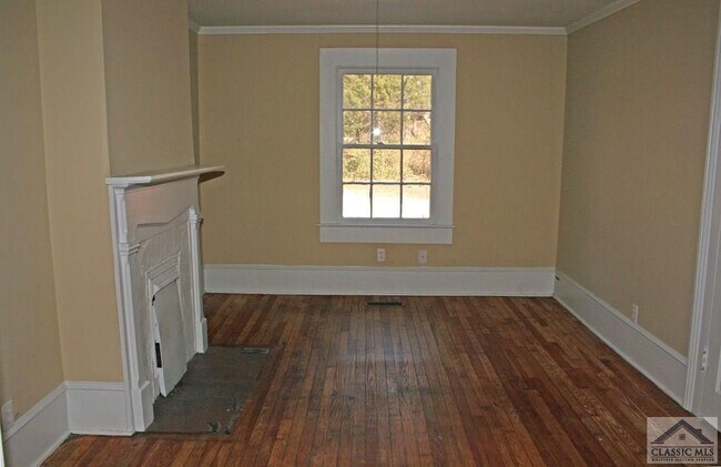 Building Photo - 1065 Macon Hwy