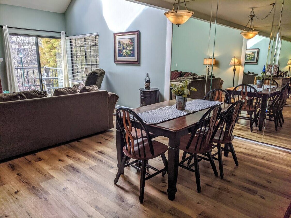 Primary Photo - 202 Village Bay