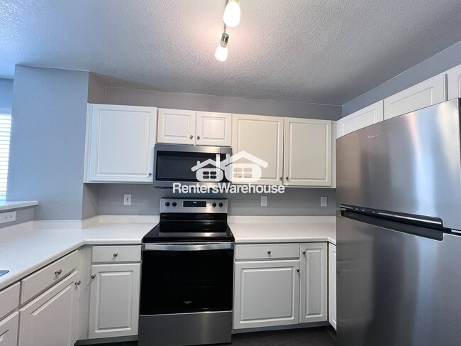 Foto del edificio - 1221 Warrior Way