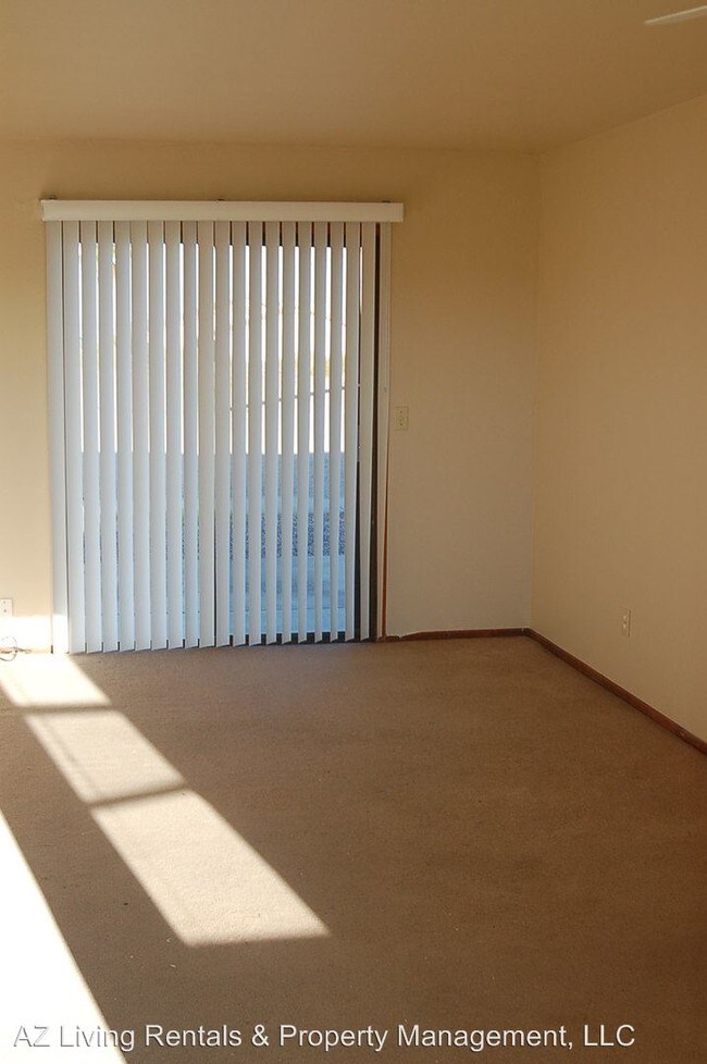 Foto del edificio - 1200 Regency Dr
