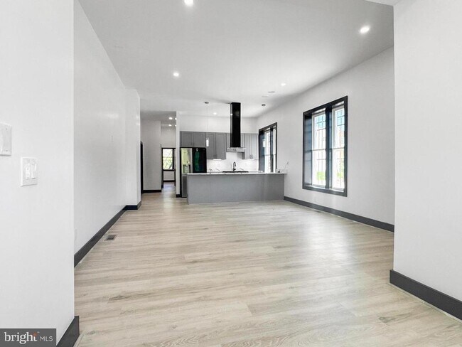 Foto del edificio - 2325 Reisterstown Rd
