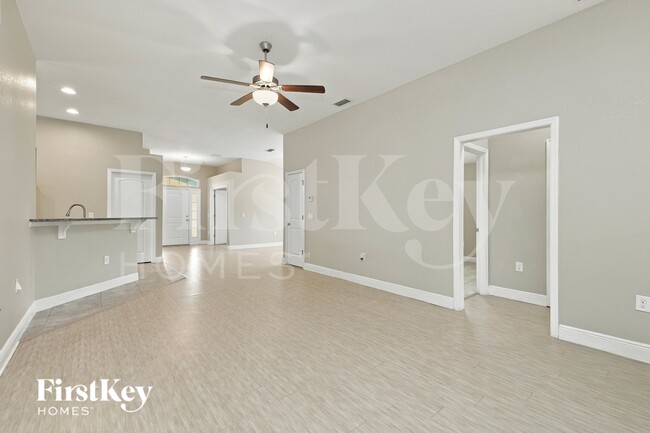 Building Photo - 446 Xingu Ct