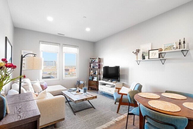 Foto del edificio - 610 Rutherford Ave