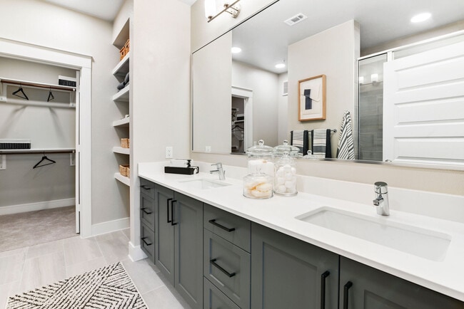 Interior Photo - Mason and Mill