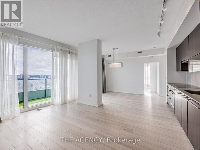 Building Photo - 117 McMahon Dr