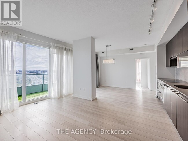 Photo du bâtiment - 117 McMahon Dr