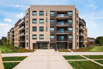 Building Photo - 171 Kortright Rd W
